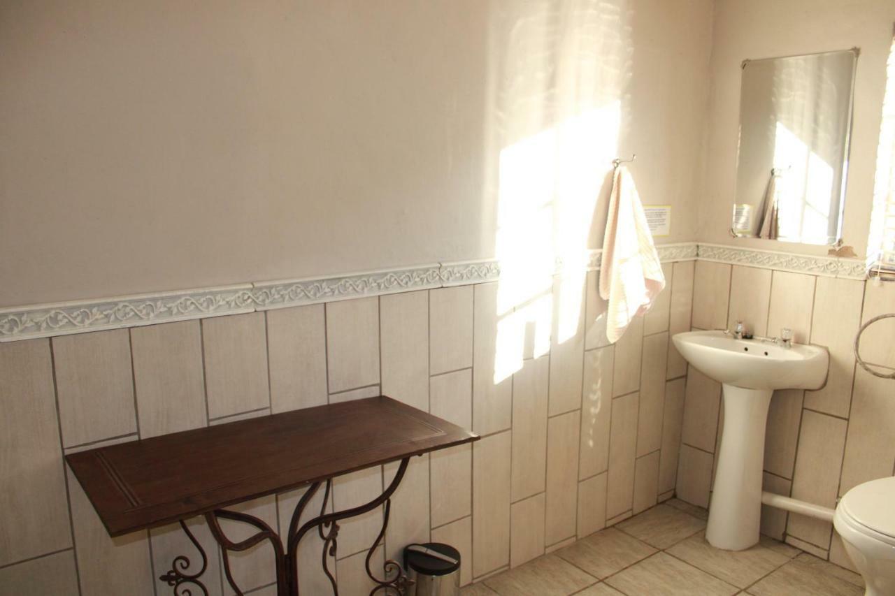 Lighthouse Bed & Breakfast Kroonstad Exterior photo